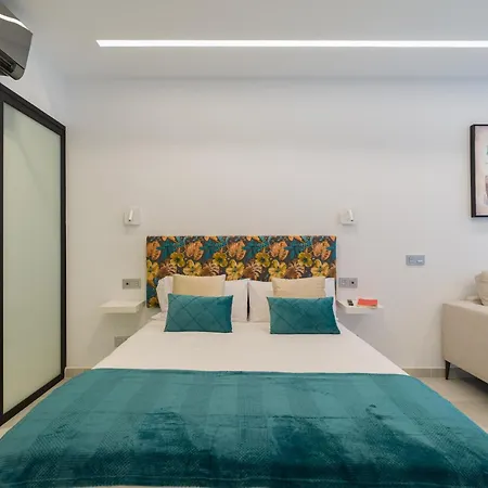 In Palmas Near Playa De Canteras Апартаменты